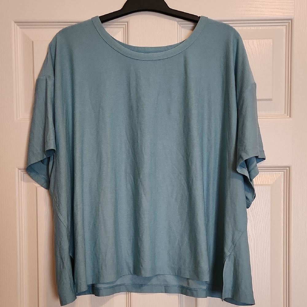 Old Navy Active Seafoam Green Cloudmotion Go-Dry Lightweight Top, NWT, XXL